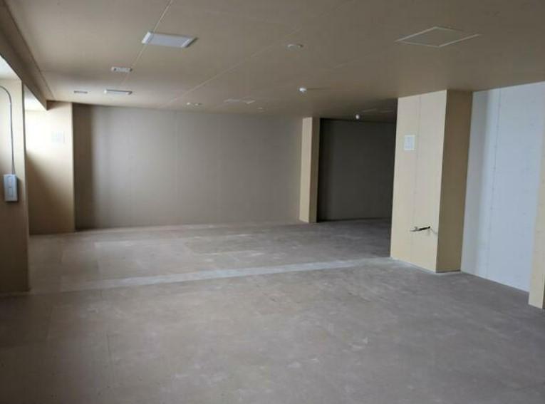 �y���̑������E�X�y�[�X�z�@