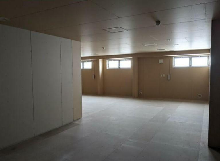 �y���̑������E�X�y�[�X�z�@