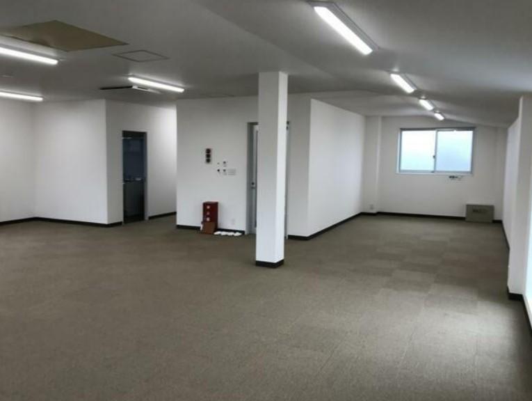 �y���̑������E�X�y�[�X�z�@