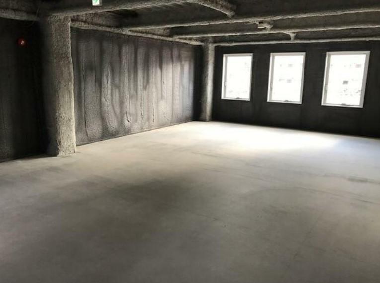 �y���̑������E�X�y�[�X�z�@