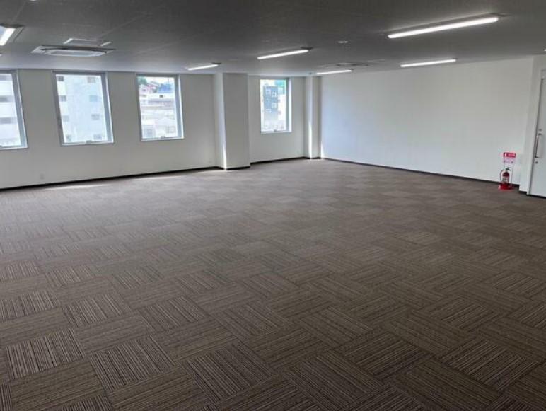 �y���̑������E�X�y�[�X�z�@