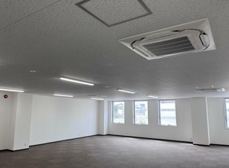 �y���̑������E�X�y�[�X�z�@