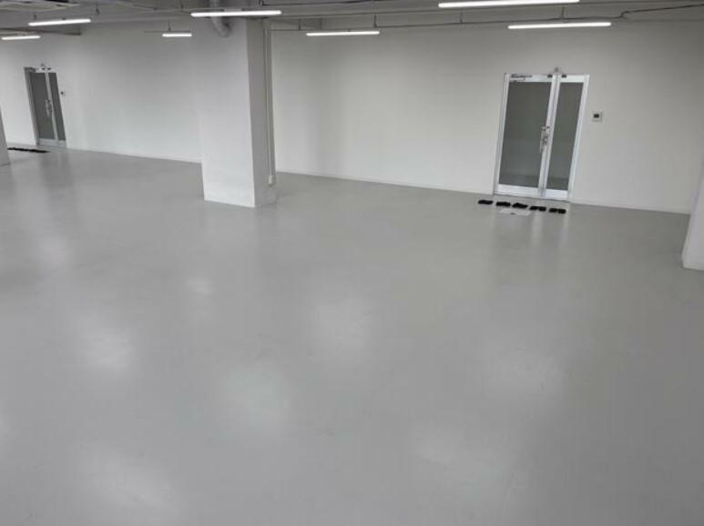 �y���̑������E�X�y�[�X�z�@