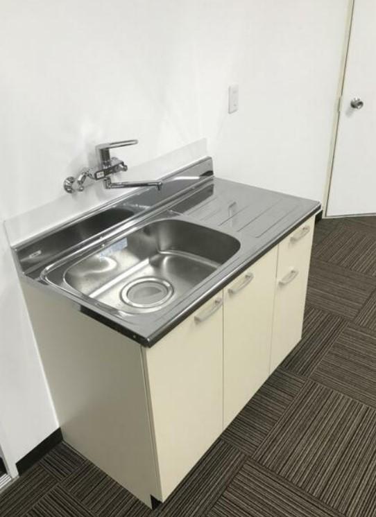 �y�L�b�`���z�@