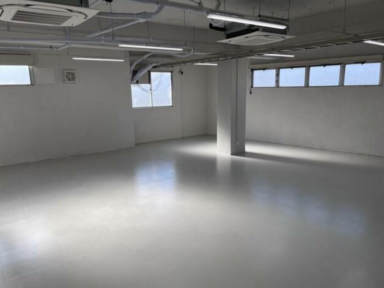 �y���̑������E�X�y�[�X�z�@