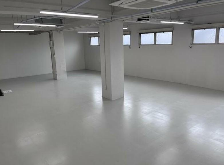 �y���̑������E�X�y�[�X�z�@