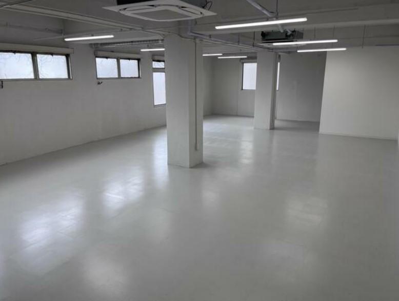 �y���̑������E�X�y�[�X�z�@