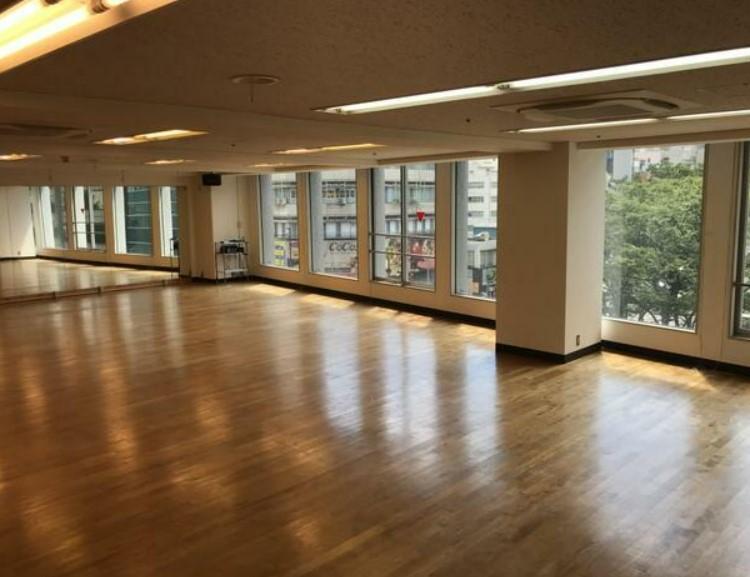 �y���̑������E�X�y�[�X�z�@