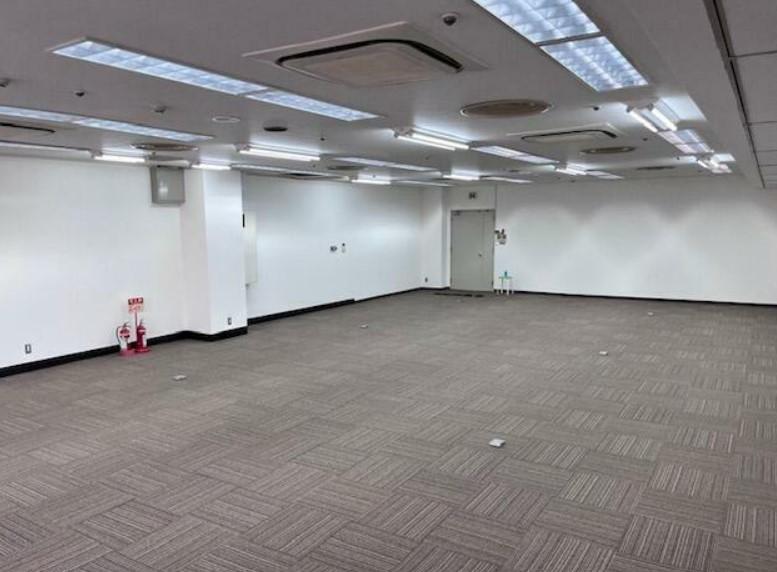 �y���̑������E�X�y�[�X�z�@