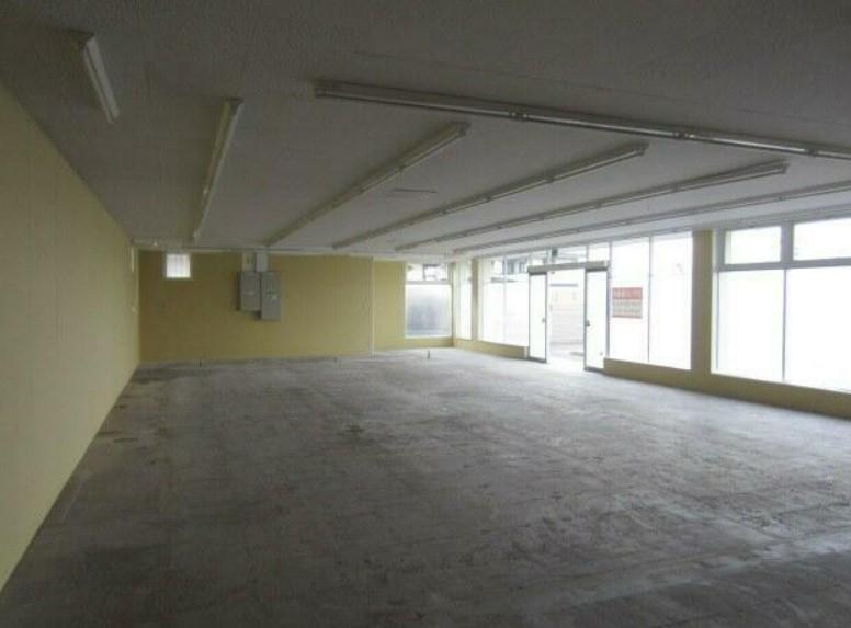 �y���̑������E�X�y�[�X�z�@