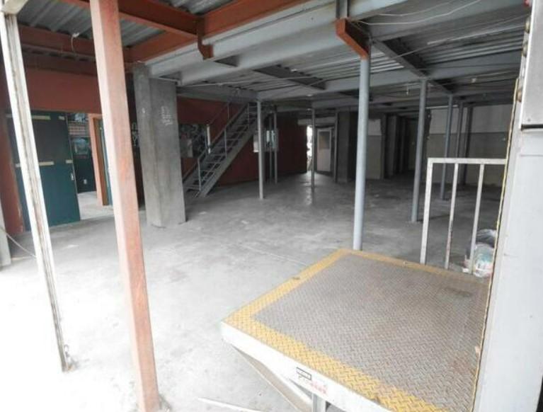 �y���̑������E�X�y�[�X�z�@