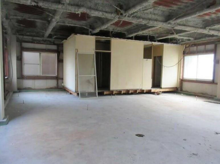 �y���̑������E�X�y�[�X�z�@