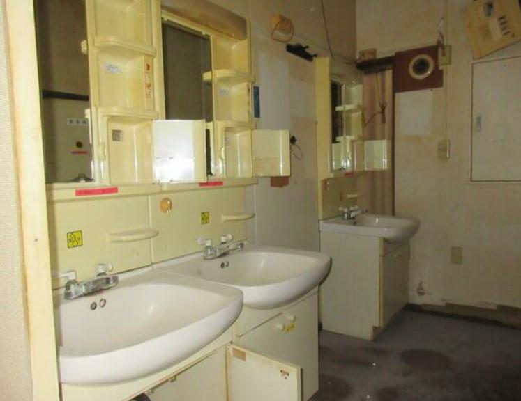 �y���ʏ��z�@