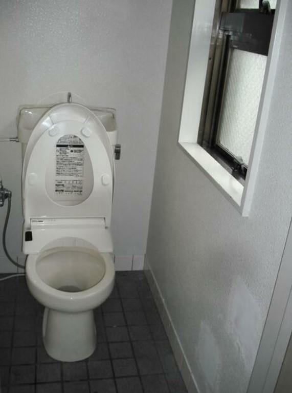 �y�g�C���z�@