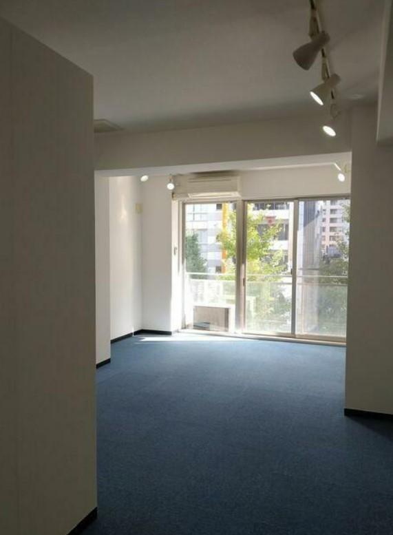 �y���̑������E�X�y�[�X�z�@