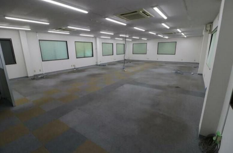 �y���̑������E�X�y�[�X�z�@