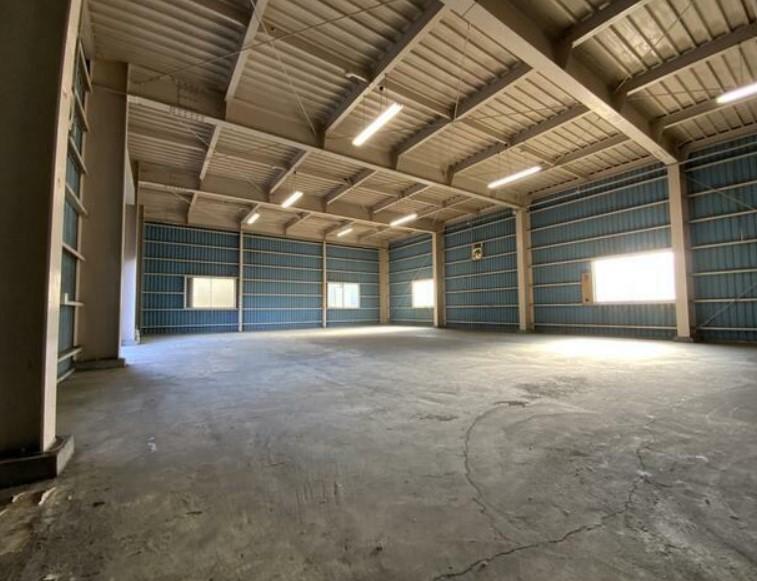 �y���̑������E�X�y�[�X�z�@