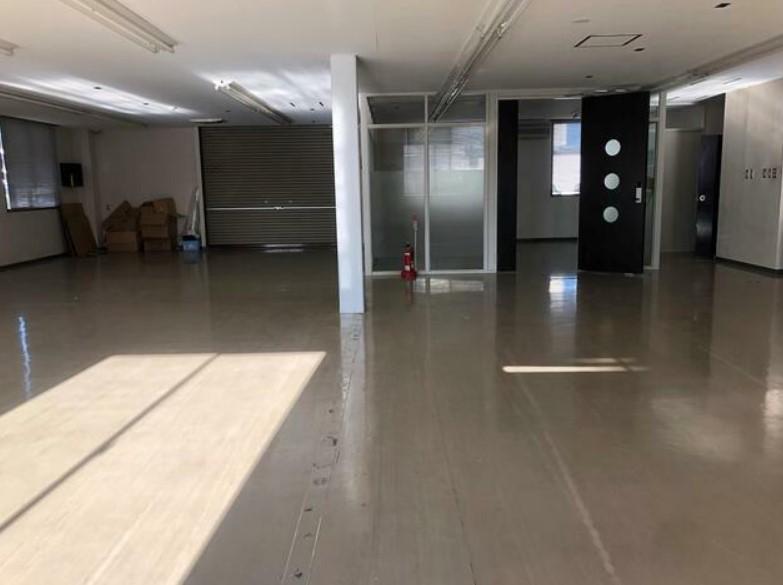 �y���̑������E�X�y�[�X�z�@