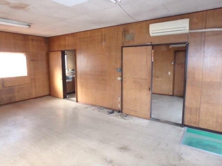 �y���̑������E�X�y�[�X�z�@