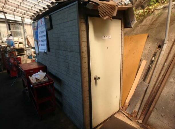 �y�g�C���z�@