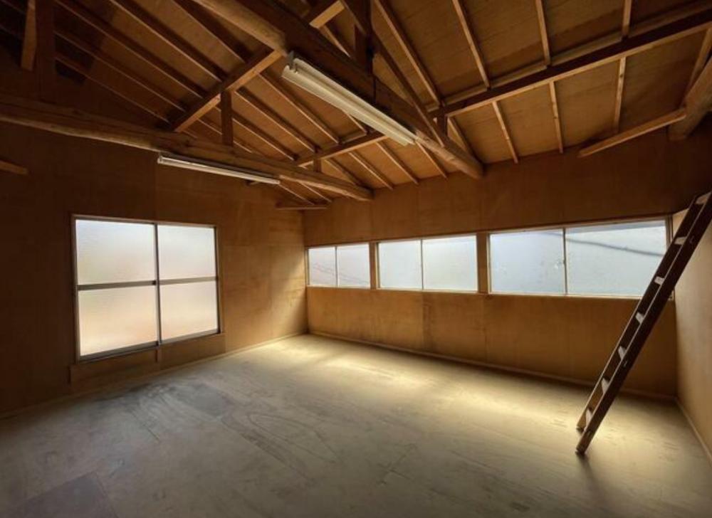 �y���̑������E�X�y�[�X�z�@