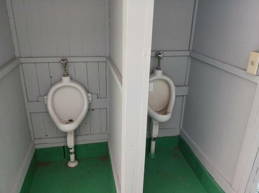 �y�g�C���z�@