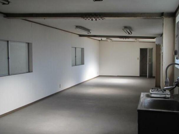 �y���̑������E�X�y�[�X�z�@