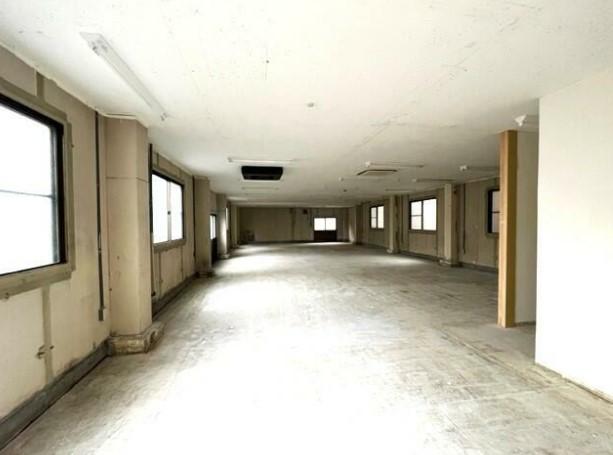 �y���̑������E�X�y�[�X�z�@