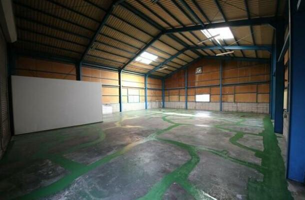 �y���̑������E�X�y�[�X�z�@