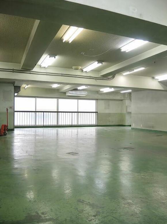 �y���̑������E�X�y�[�X�z�@