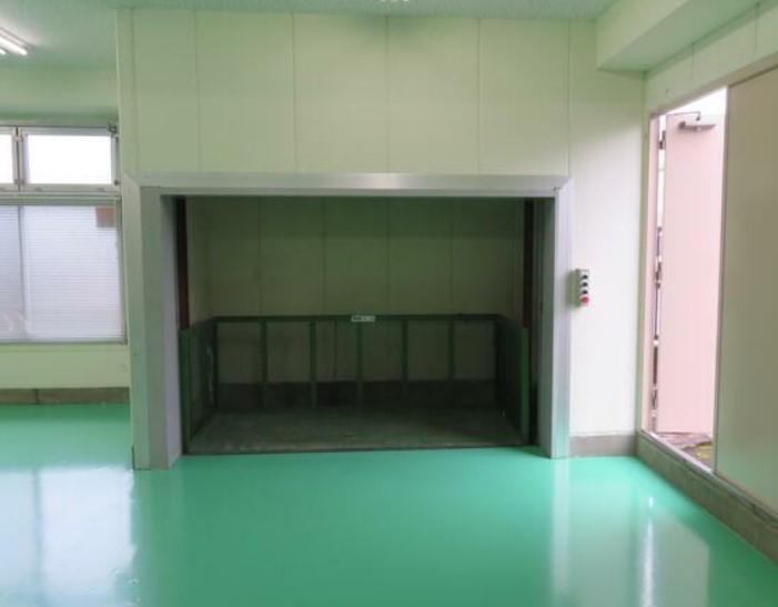 �y���̑������E�X�y�[�X�z�@