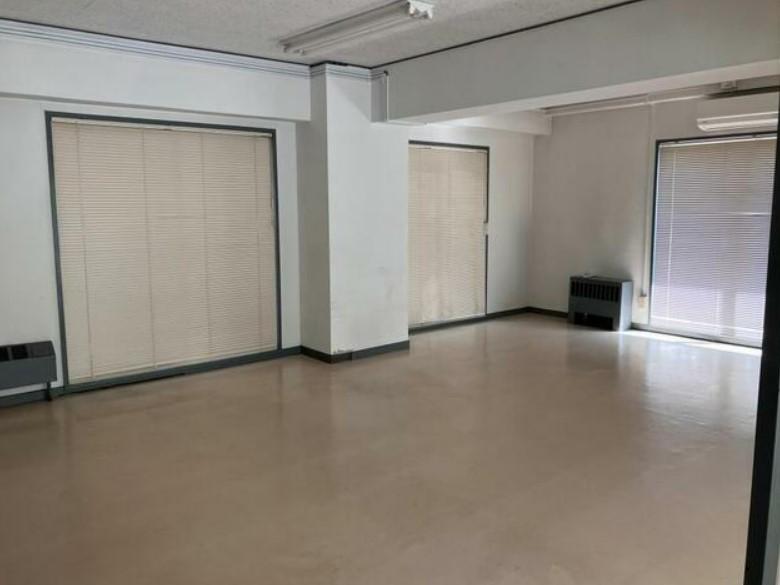 �y���̑������E�X�y�[�X�z�@