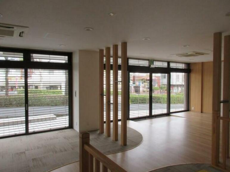 �y���̑������E�X�y�[�X�z�@