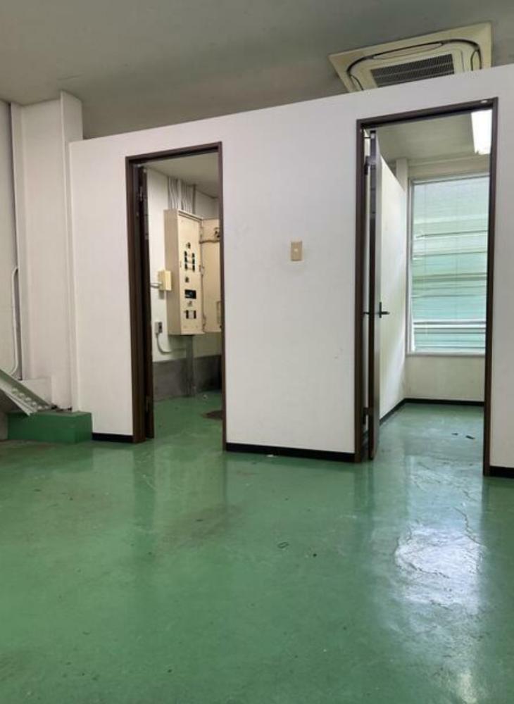 �y���̑������E�X�y�[�X�z�@