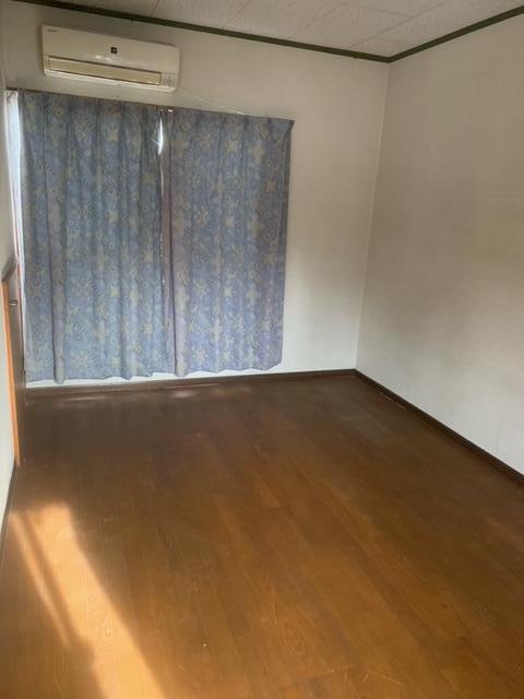 �y�����E���r���O�z�@