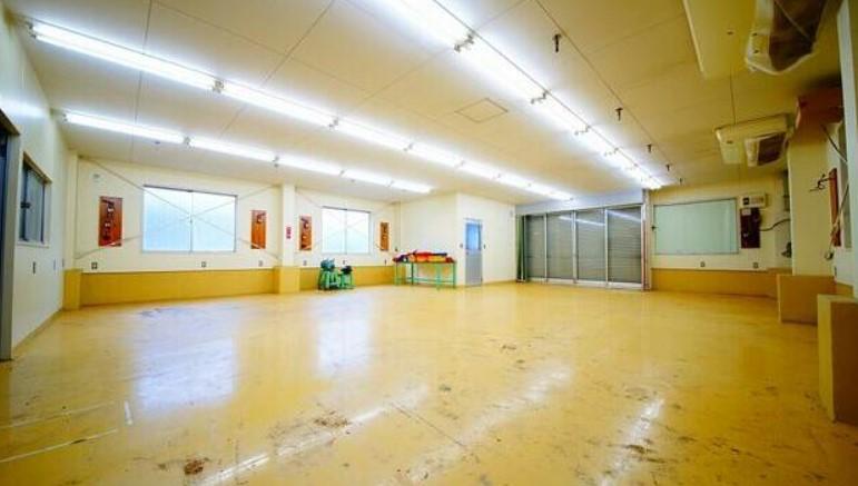 �y���̑������E�X�y�[�X�z�@