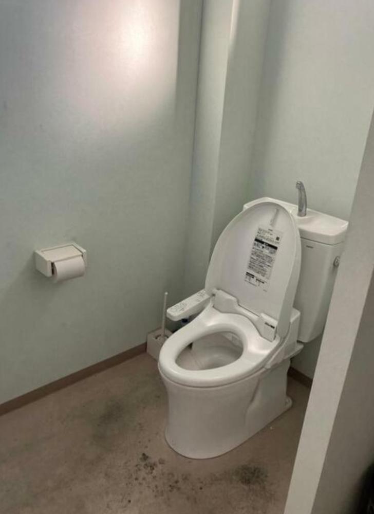 �y�g�C���z�@