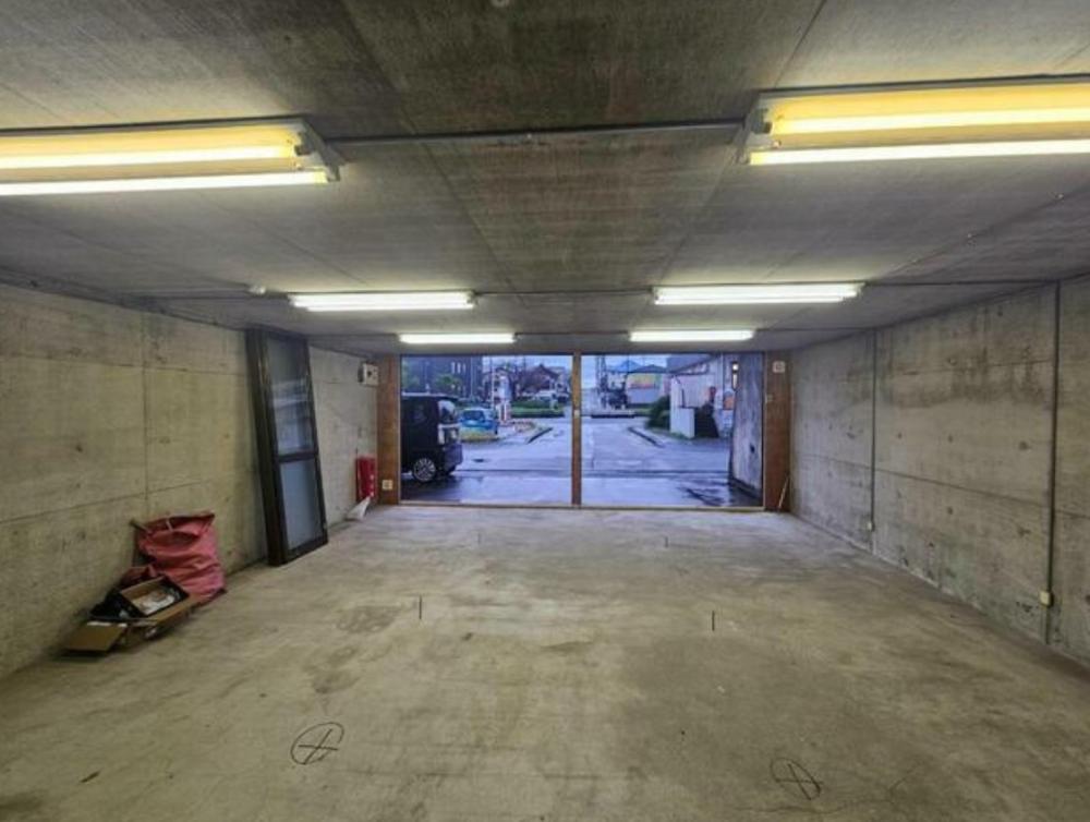 �y���̑������E�X�y�[�X�z�@