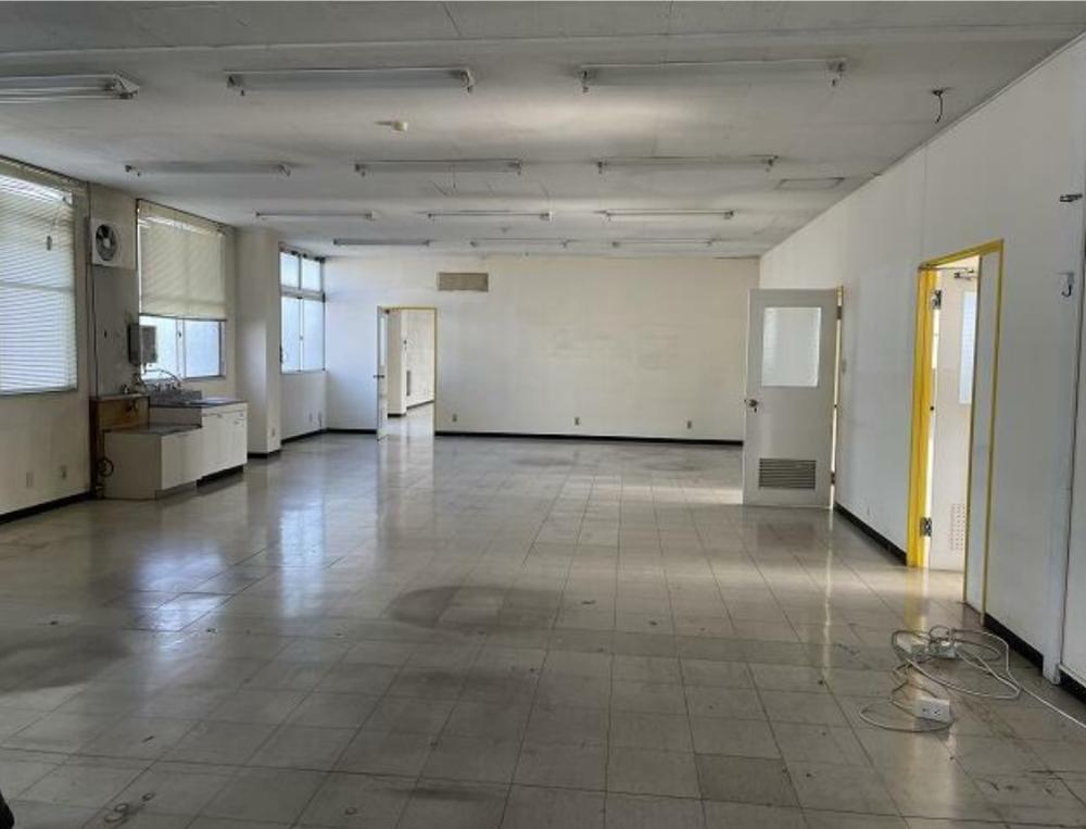 �y���̑������E�X�y�[�X�z�@