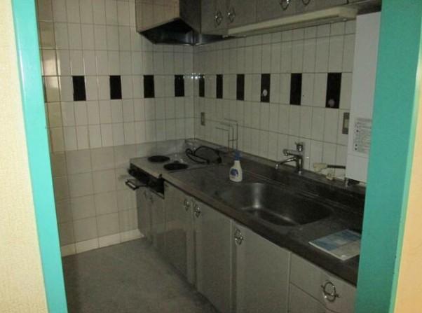 �y�L�b�`���z�@